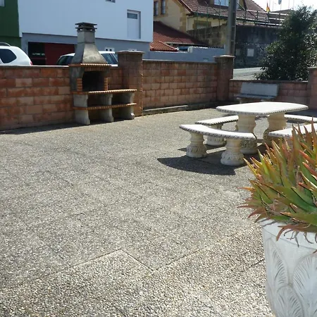 Balcones アパート *